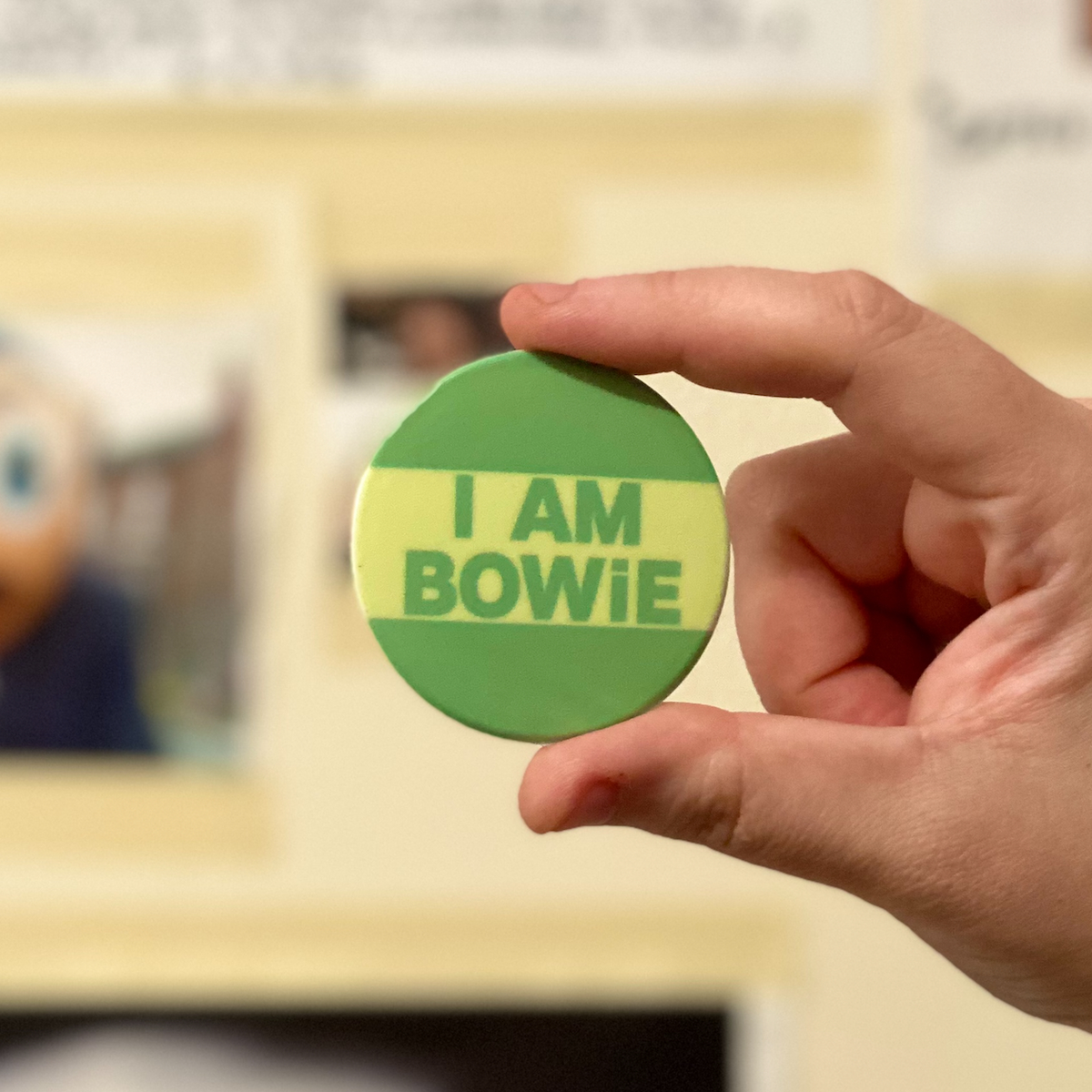 I am BOWiE Pin Badge